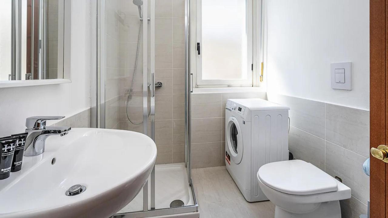 Appartement Blue City Paradise - Renovated Apt In Center Milan Extérieur photo